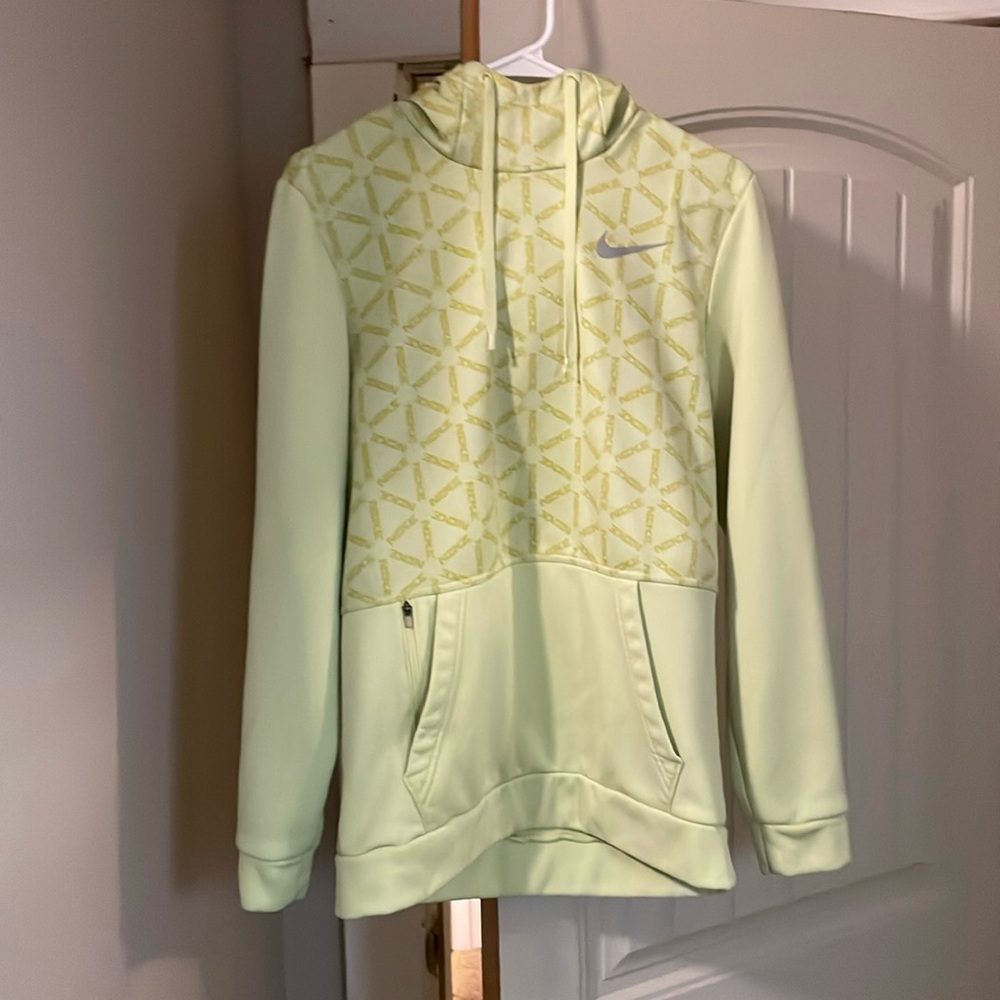 Men’s small Nike Therma-Fit hoodie-yellow